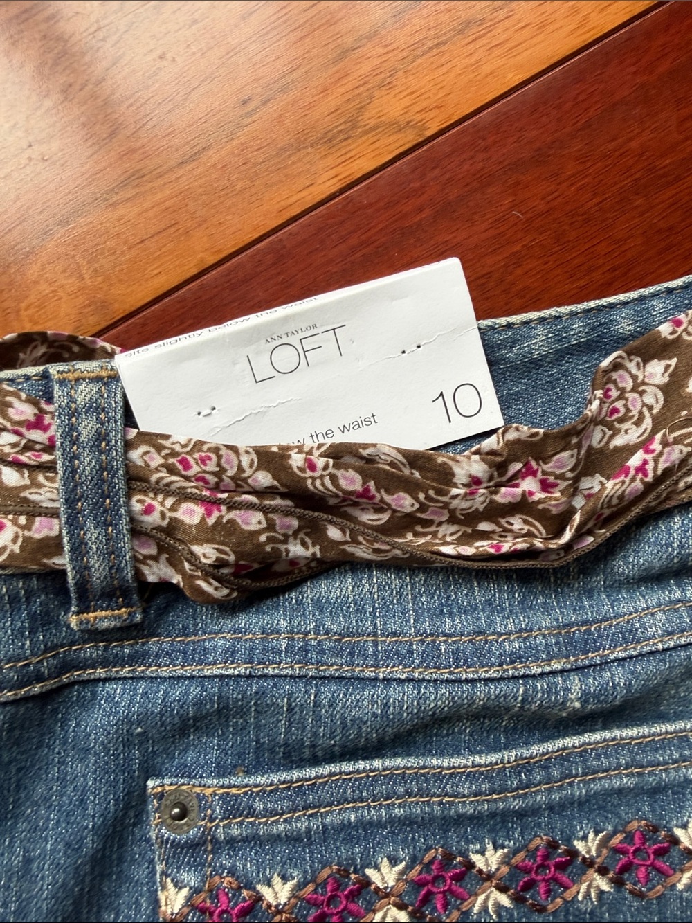 LOFT Blue Flare Jeans with Patterned Waist Scarf Embroidered back Pockets - Picture 10 of 10